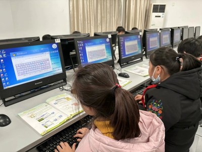 創(chuàng)意激發(fā)思維火花，科技賦能未來(lái)成長(zhǎng)——記合肥某小學(xué)信息科技學(xué)科期末測(cè)評(píng)活動(dòng)